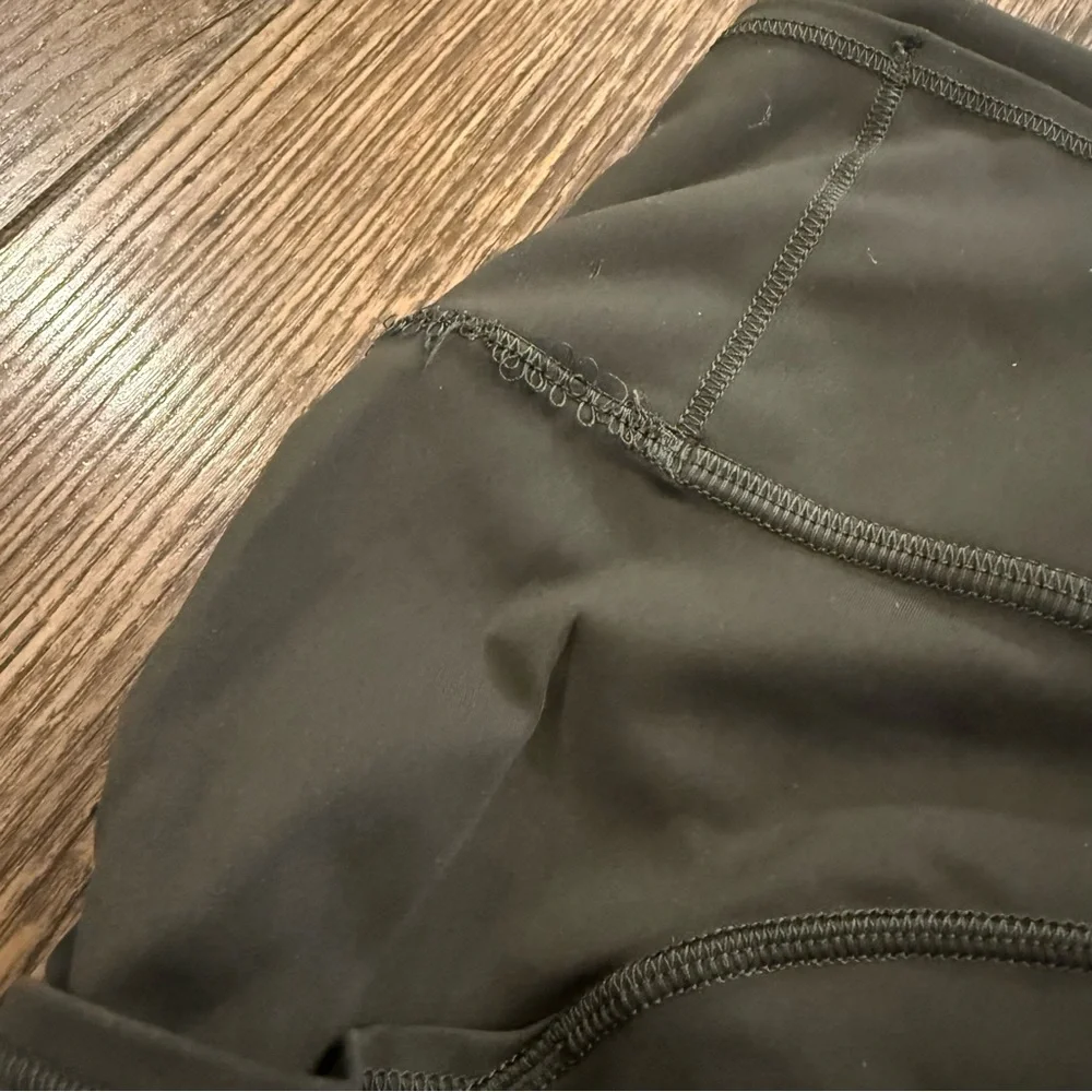 Lululemon Fast Free Crop 18” Leggings Green/Olive‎ Size 8